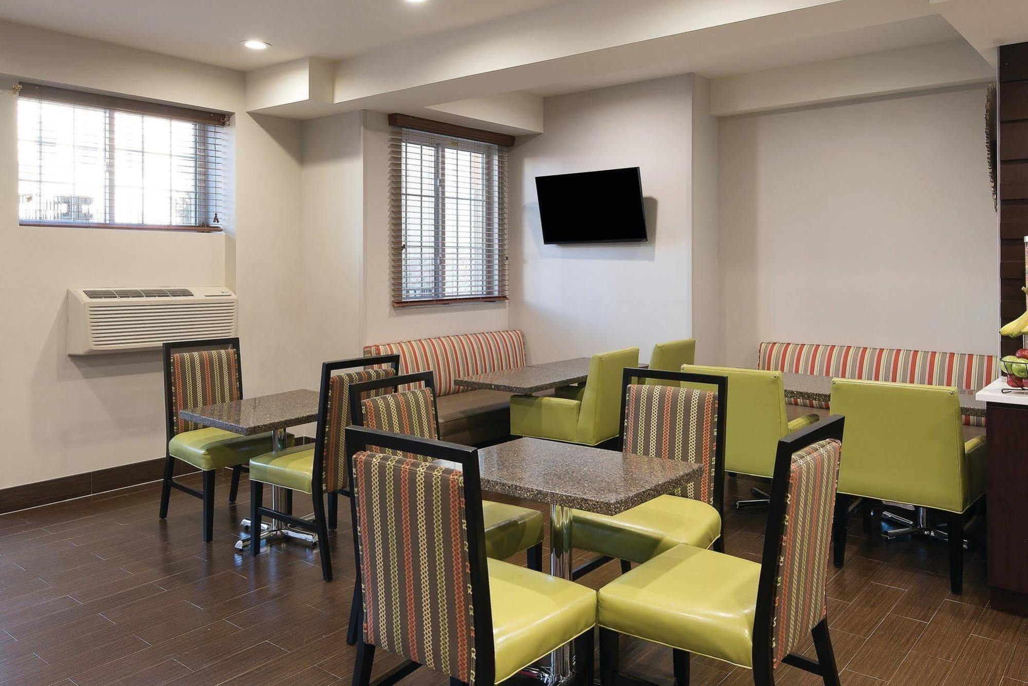Hotel La Quinta By Wyndham Brooklyn East Nowy Jork Zewnętrze zdjęcie