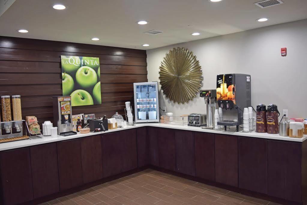 Hotel La Quinta By Wyndham Brooklyn East Nowy Jork Zewnętrze zdjęcie
