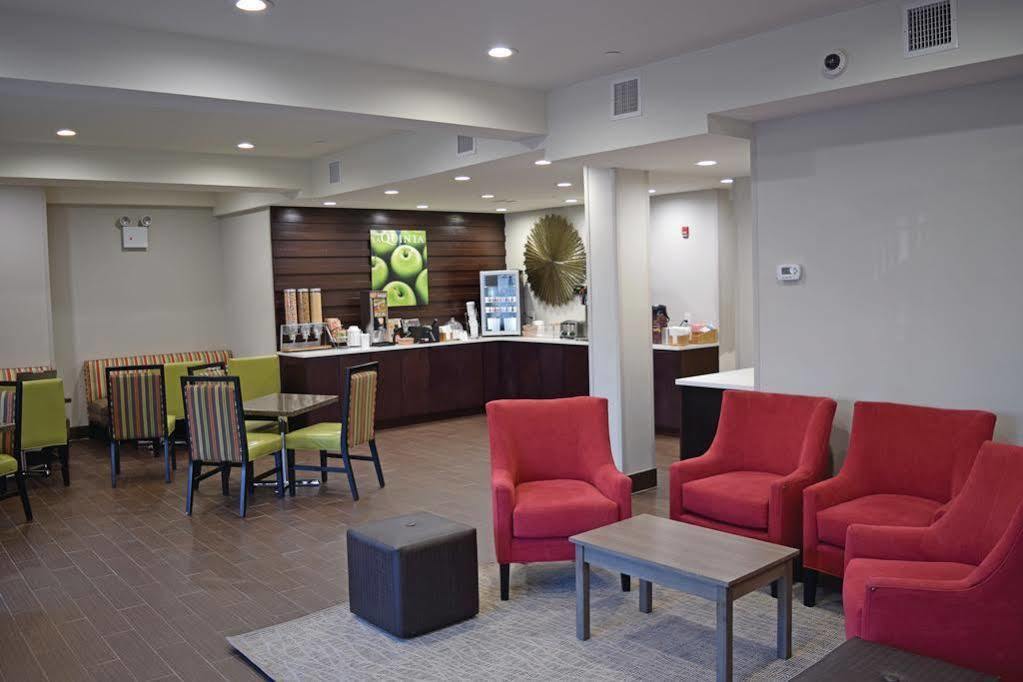 Hotel La Quinta By Wyndham Brooklyn East Nowy Jork Zewnętrze zdjęcie